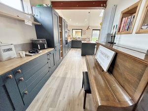 Photo 27- click for photo gallery